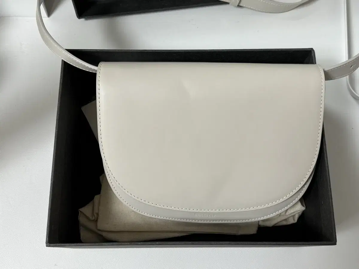 엘바테게브 미니백 Elba mini bag